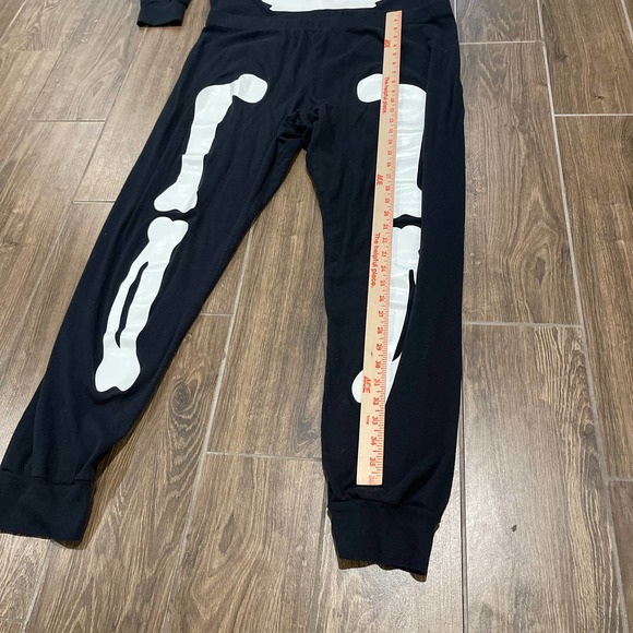 Carter’s Pijamas set Adults Sz XL pre-owned - Picture 5 of 8